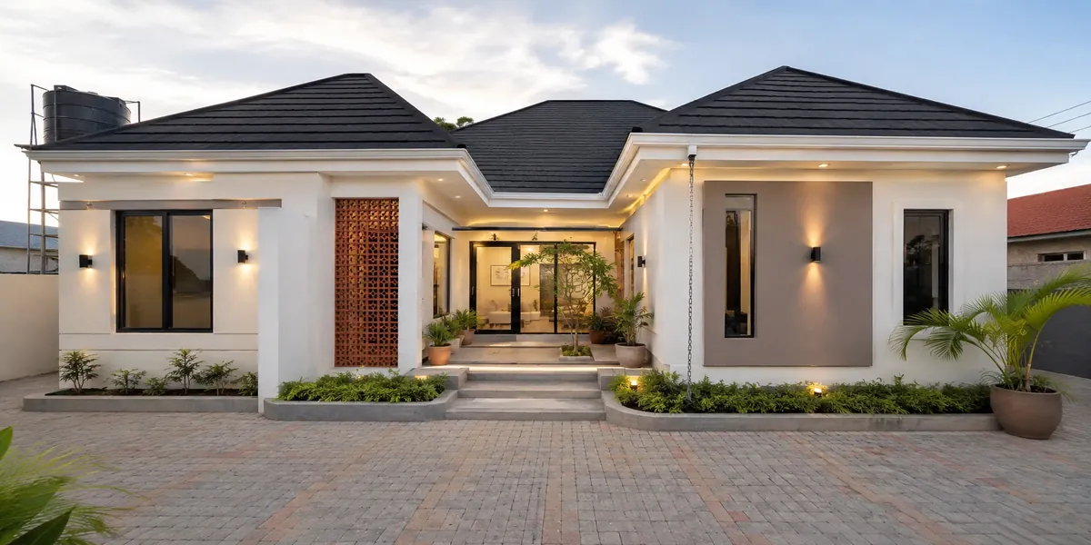The Courtyard-Inspired Compact House